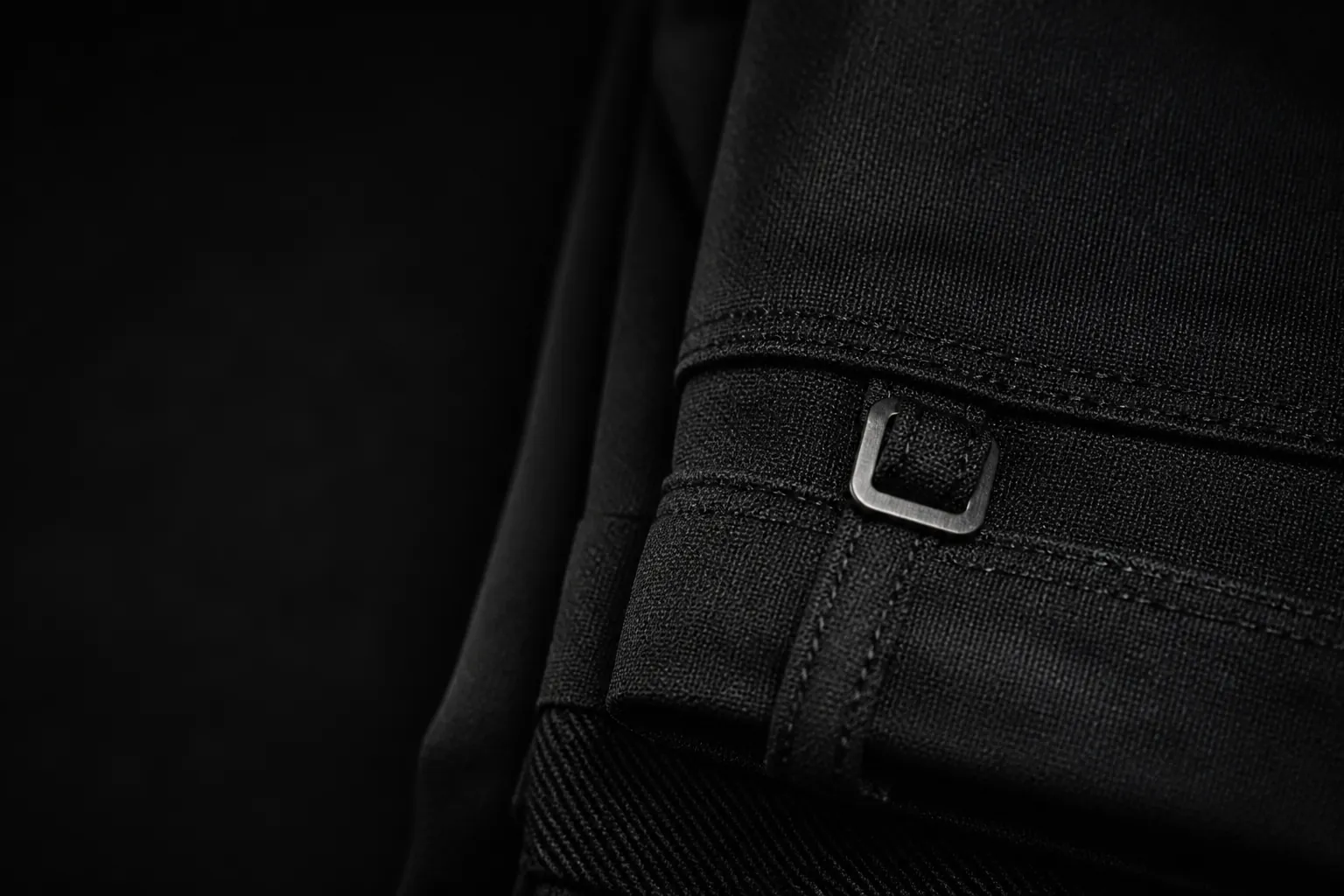 Why heavyweight cotton changes the fit